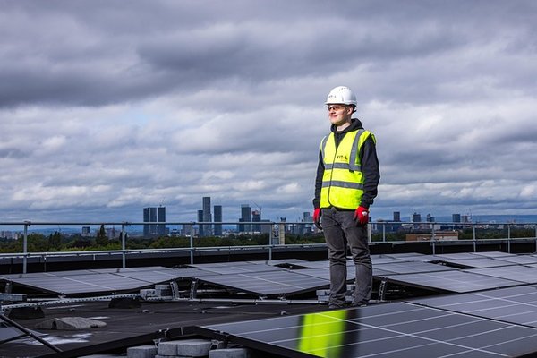 Panneau solaire photovoltaïque : expert en installation fiable